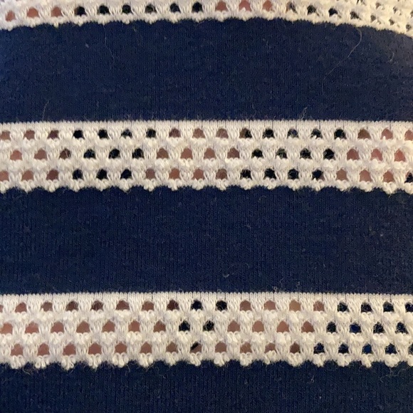 White Stag unique open weave stripe design top with layers XL - Picture 6 of 10